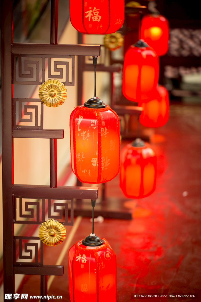 中国风复古春节红灯笼过节