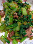 芹菜炒肉