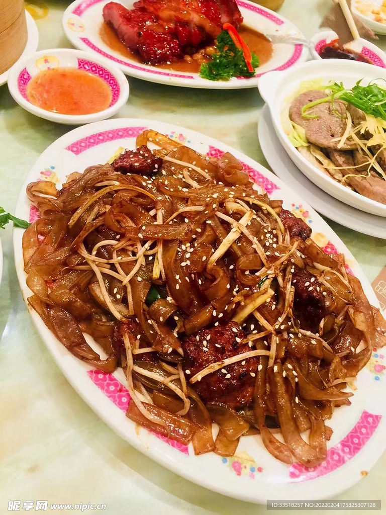 炒牛河
