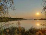 夕阳黄昏落日湖水河边湖边晚霞日