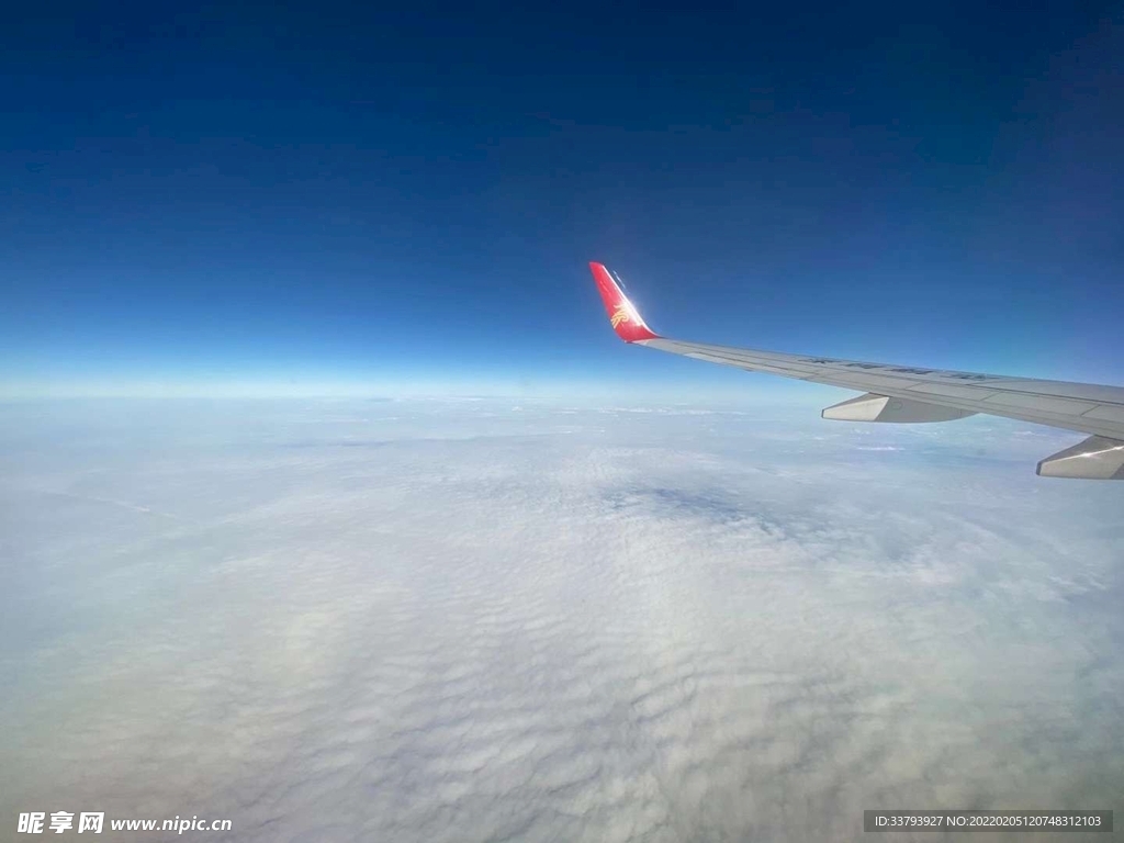 太空  天空