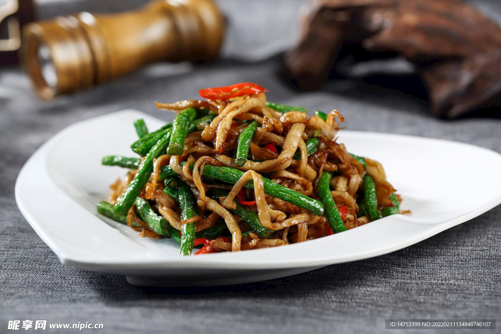 海鲜菌炒豆角