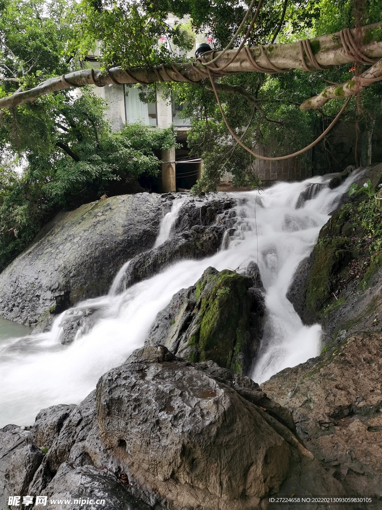流水瀑布