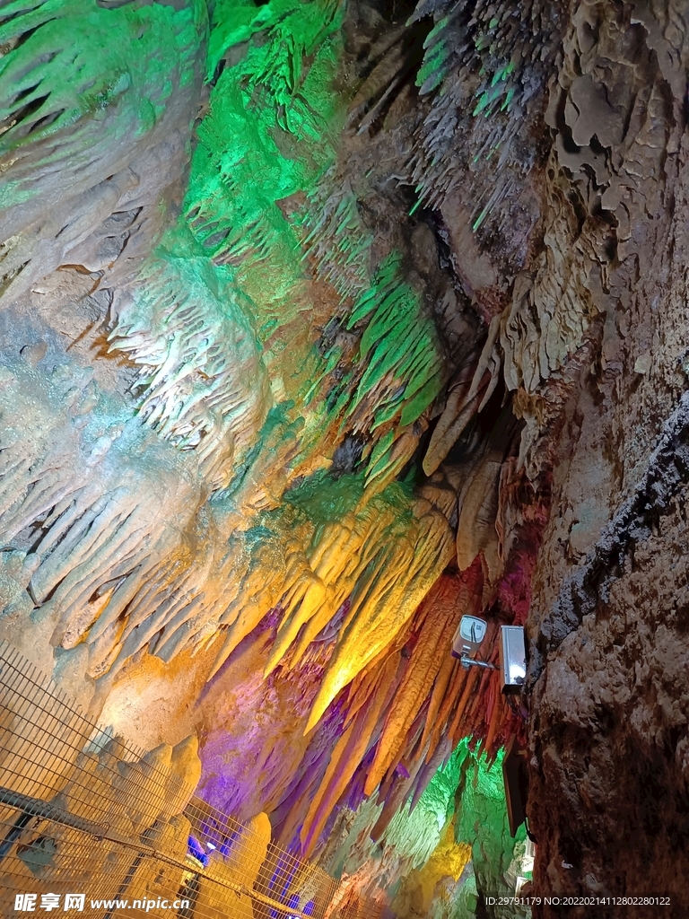 天然溶洞 沂蒙地下画廊 沂蒙山