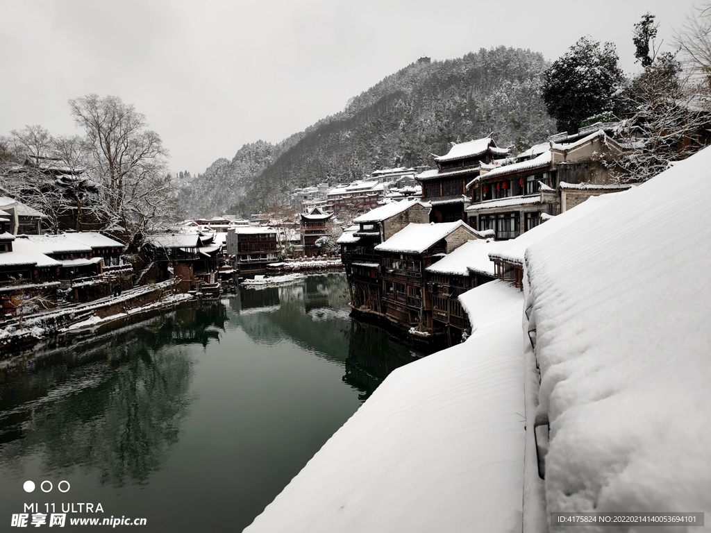 凤凰古城 雪景 下雪