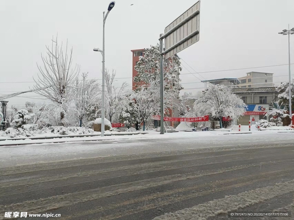 小镇雪景