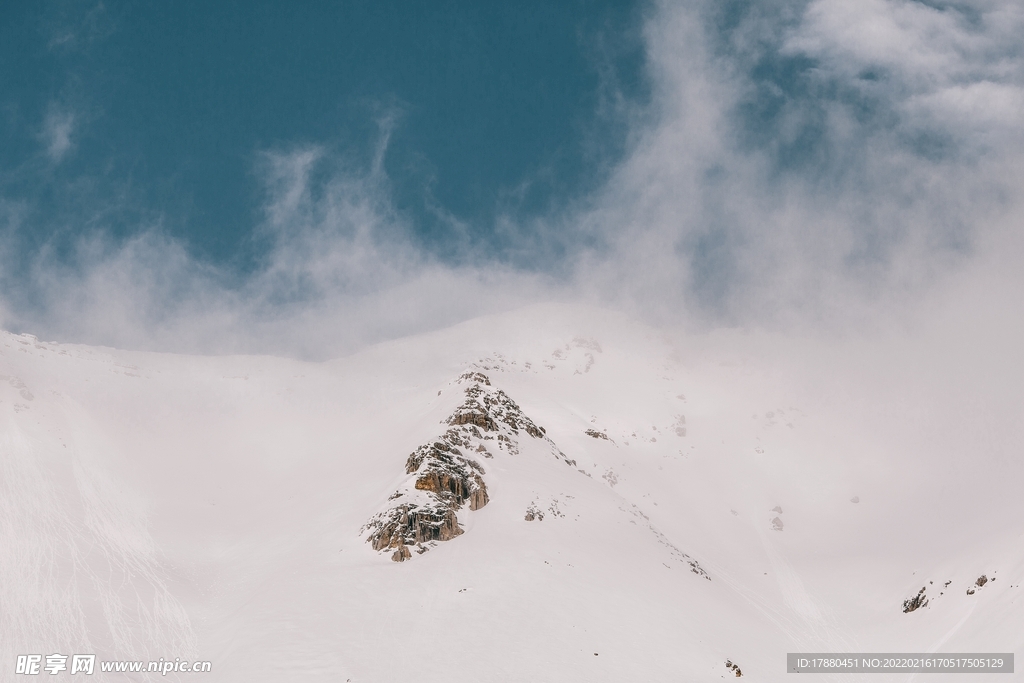 雪山