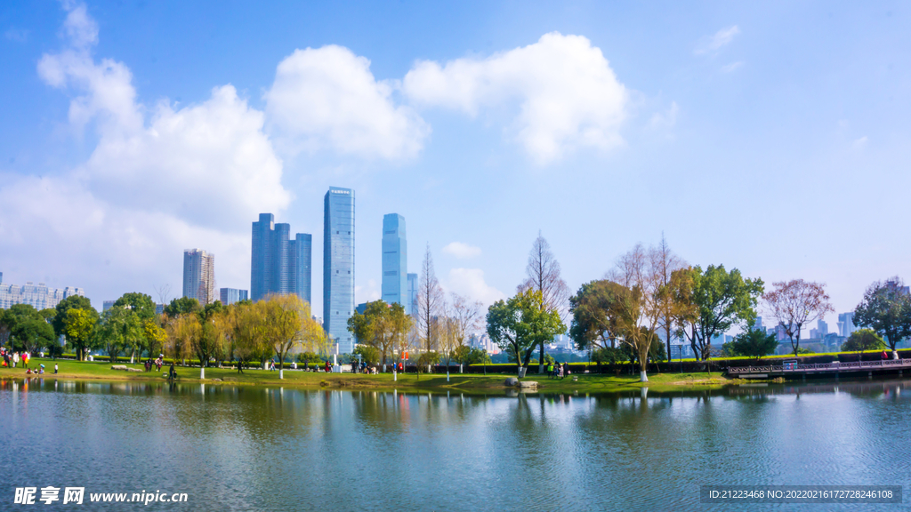 春回大地