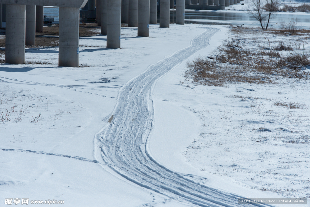 雪地路