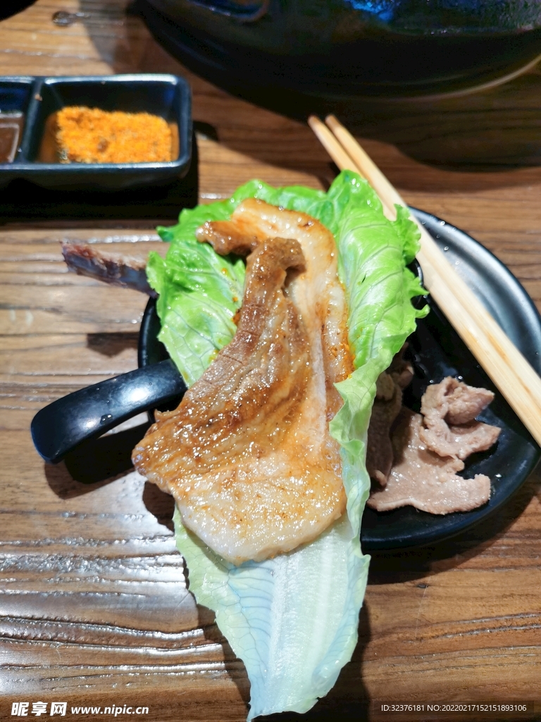  烤五花肉