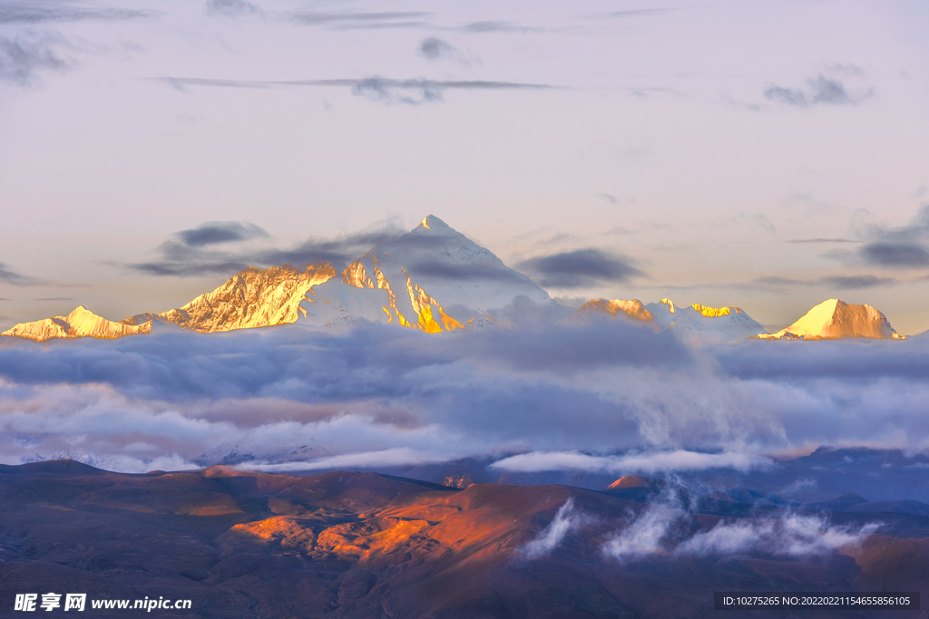 雪山风景图