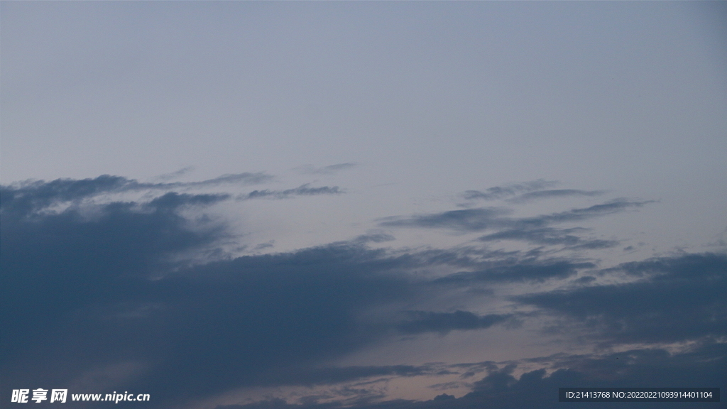 天空乌云蓝天 