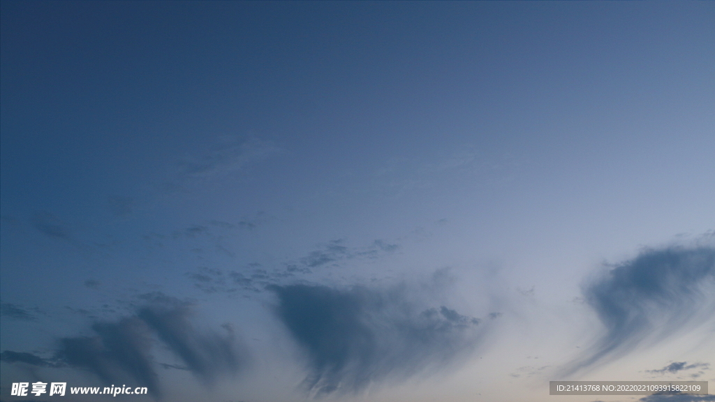 天空乌云蓝天 