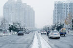 雪后的交通道路