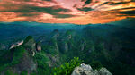 山 