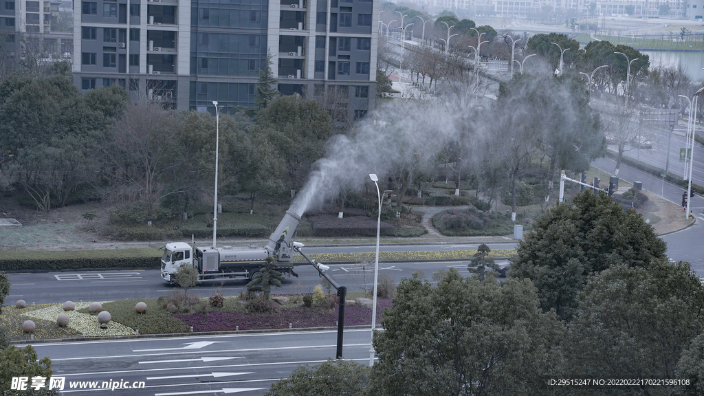 洒水车