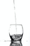 水