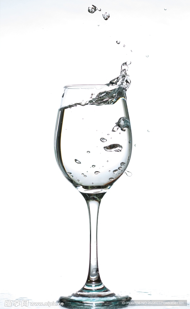 水
