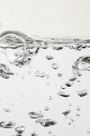 水