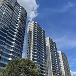 建筑 玻璃 幕墙 外墙蓝天树木