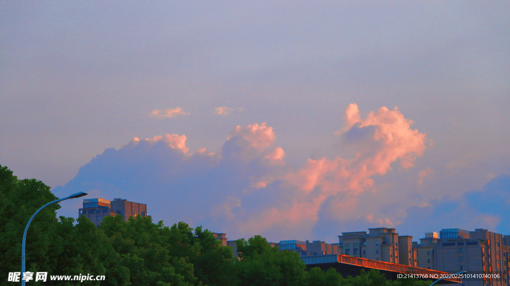 天空彩霞蓝天 