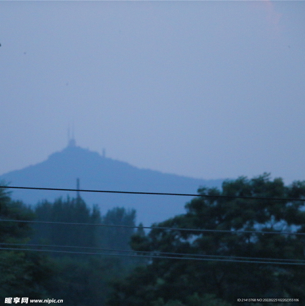 名山大山山脉 