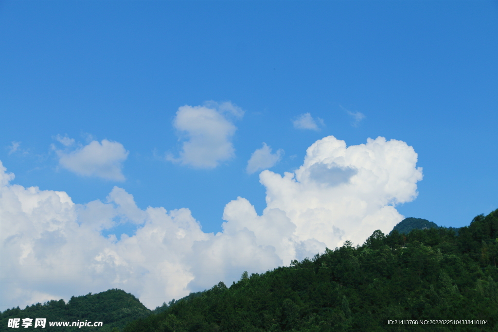 名山大山山脉 