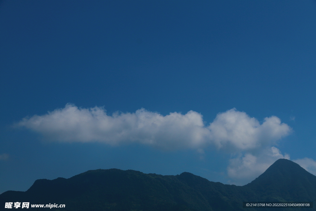 名山大山山脉 