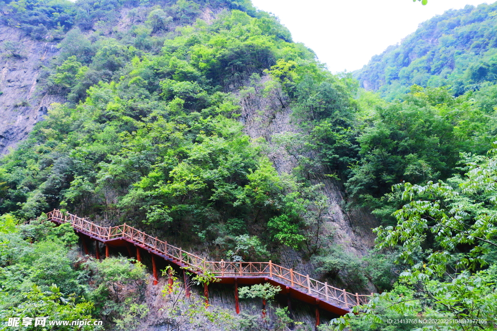 名山大山山脉 