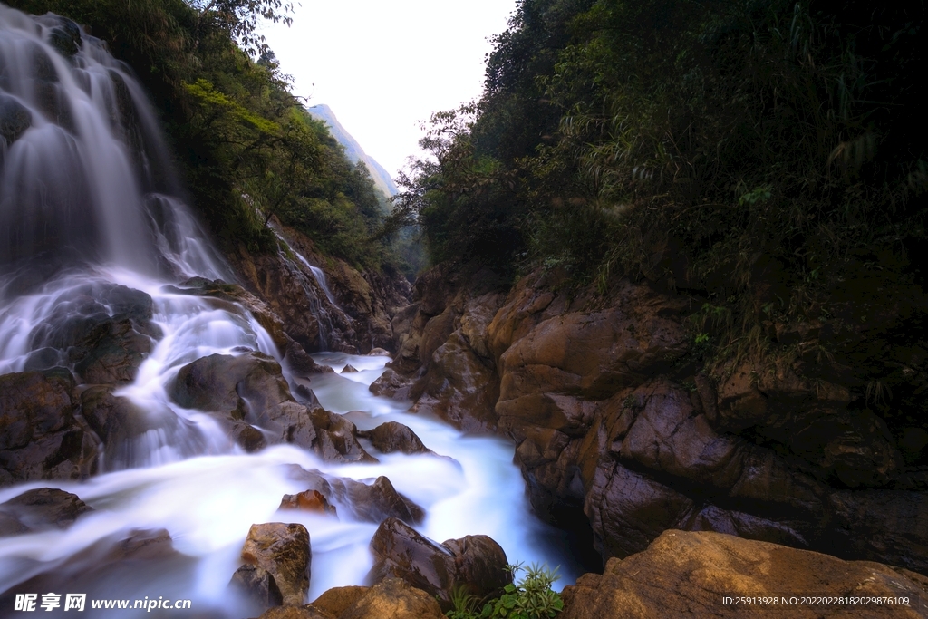 岩石 鹅卵石 小河 流水 河水