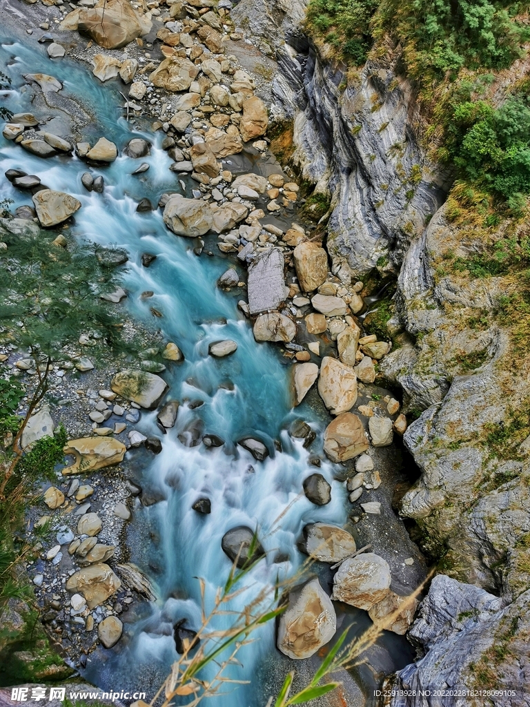 岩石 鹅卵石 小河 流水 河水