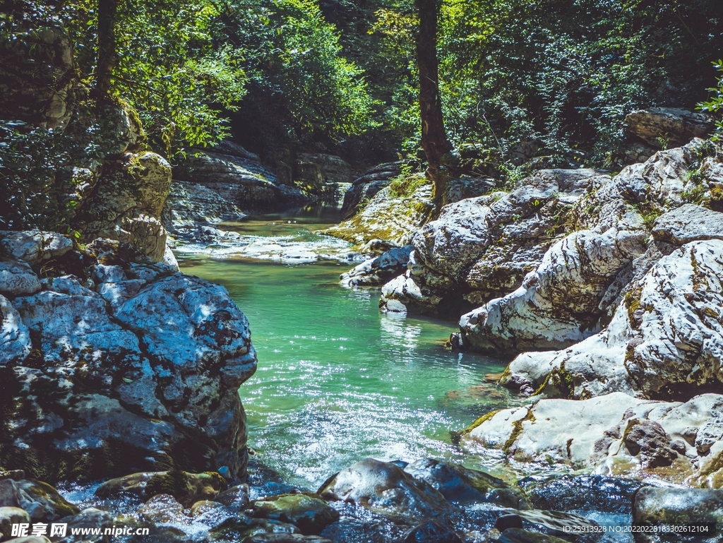 小河 小溪 流水 岩石 鹅卵石
