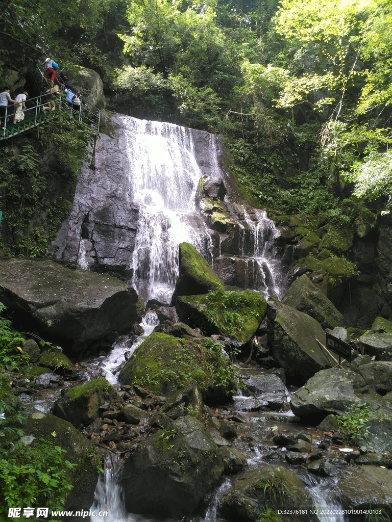 瀑布 高山流水 