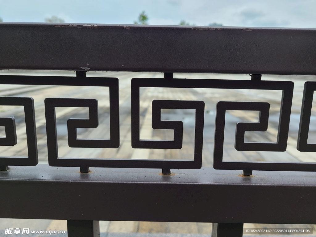 护栏