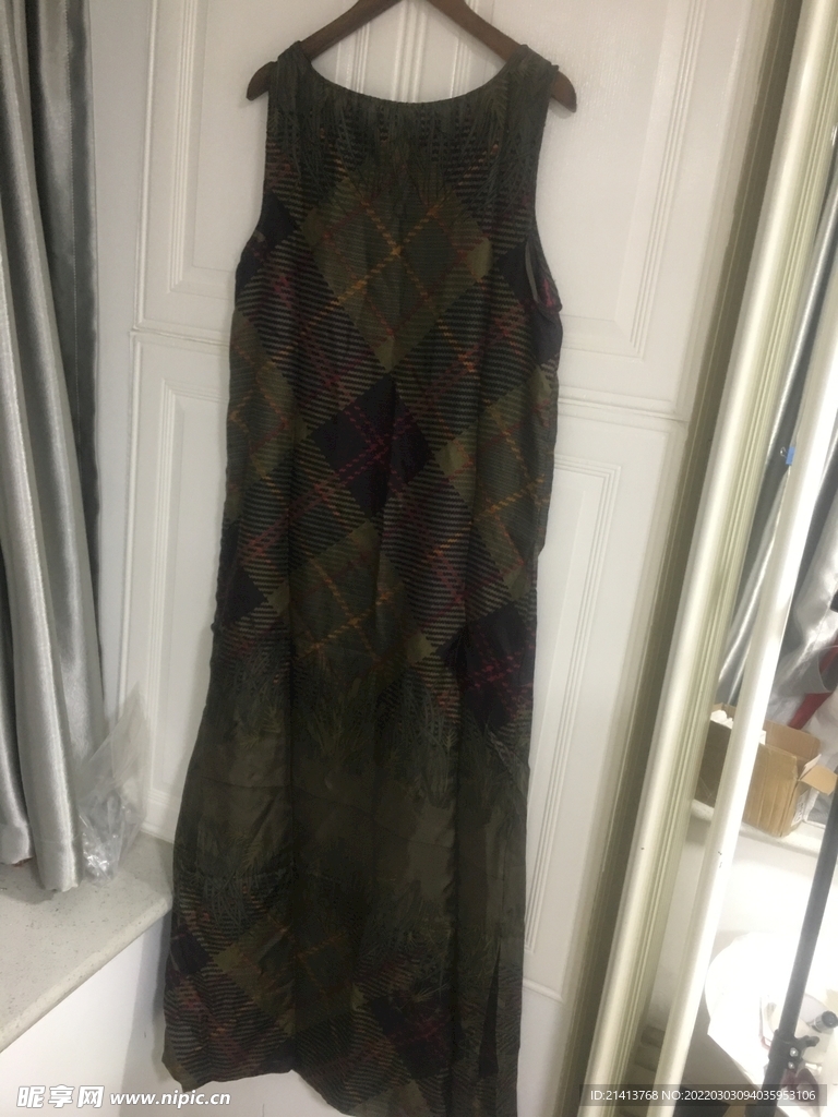 女人夏日服装