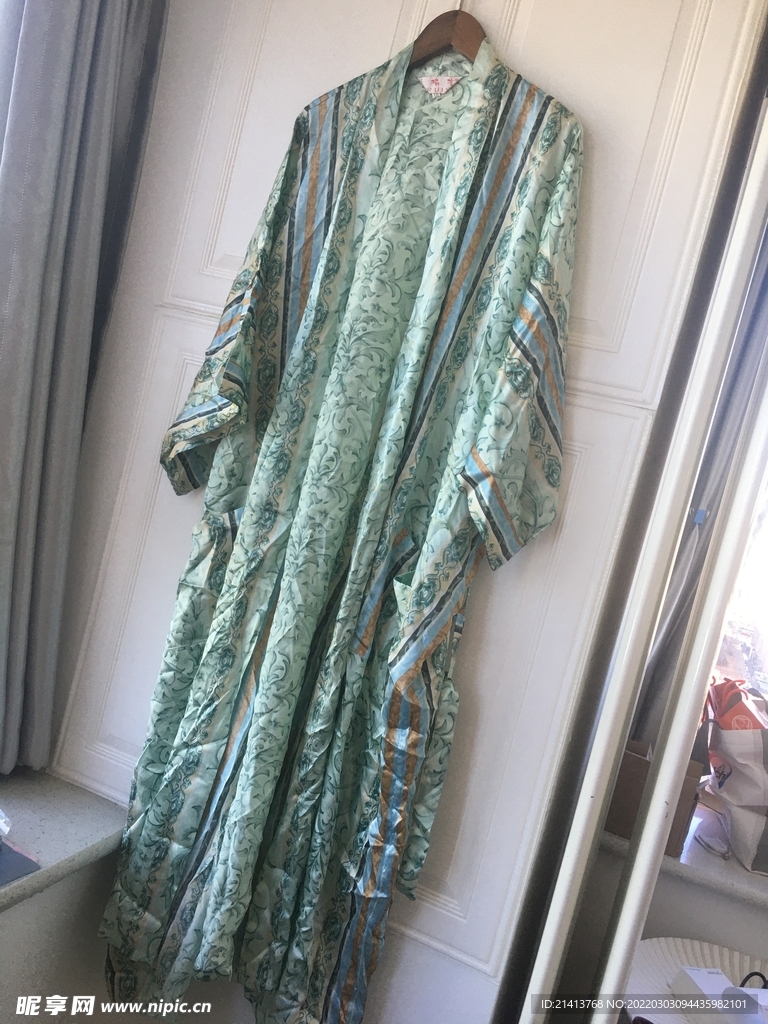 睡衣服装套装 