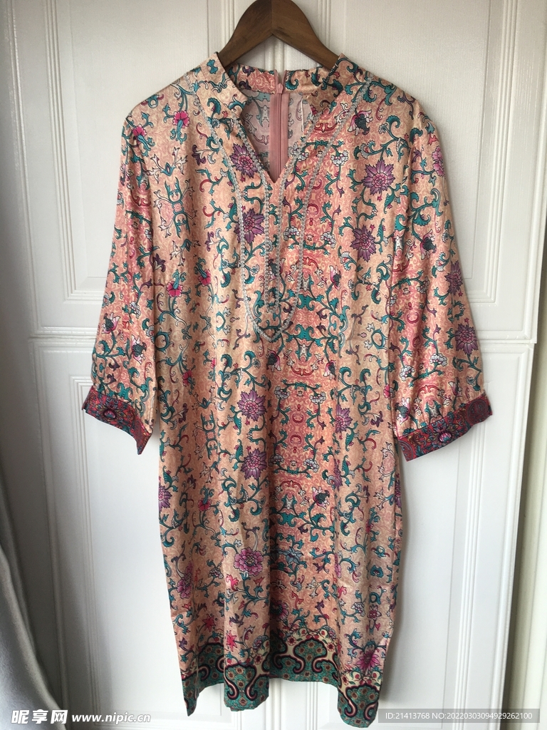 女人夏日服装