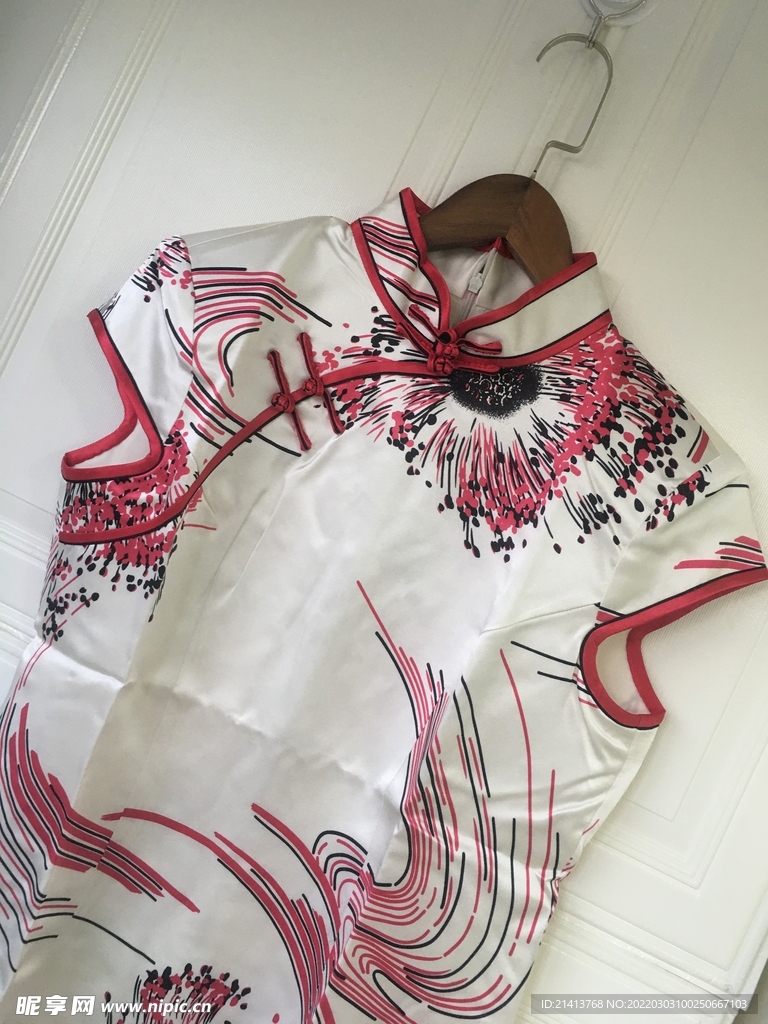 古典服饰服装 