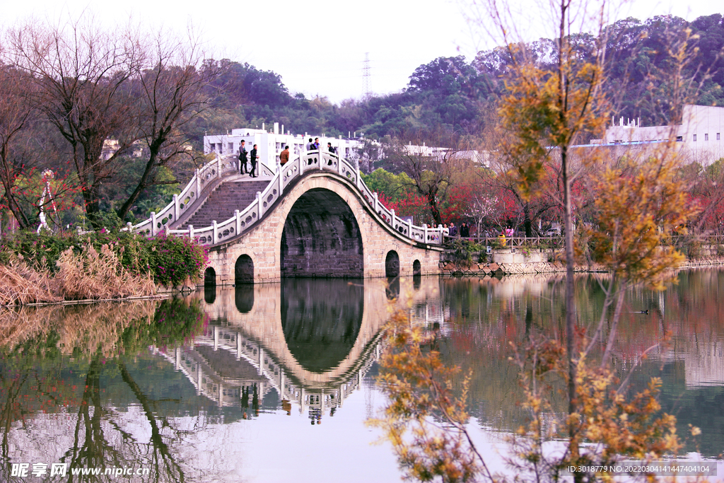 水墨山水