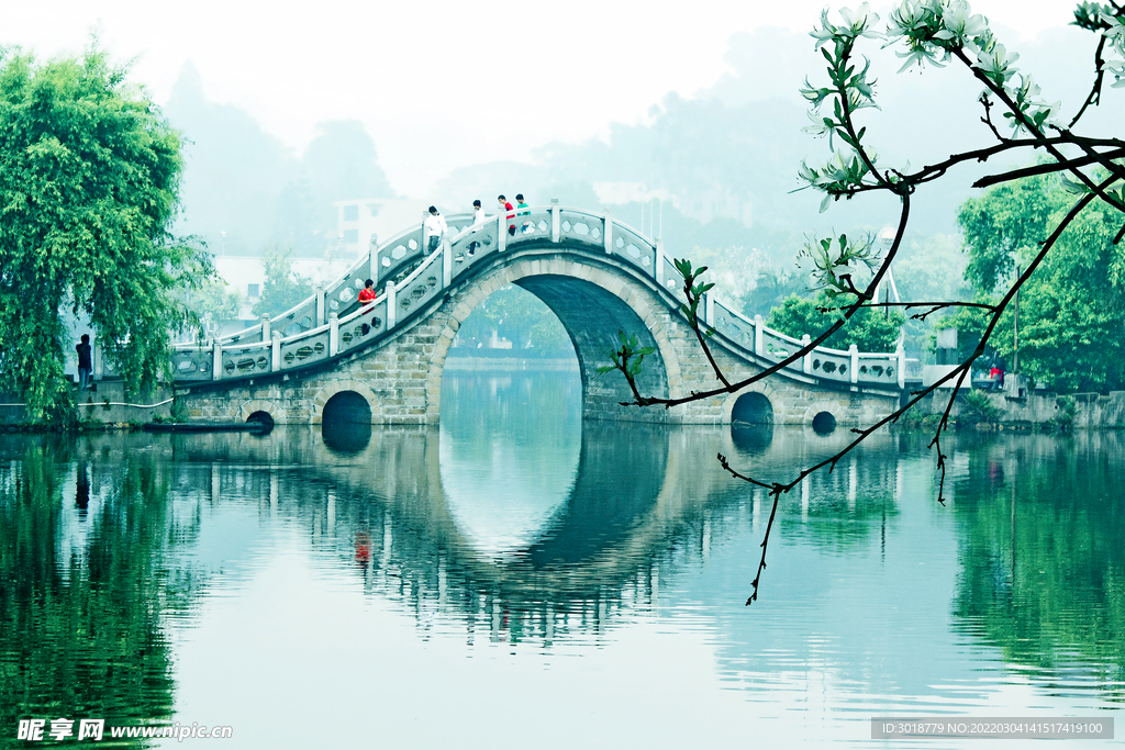 小桥流水