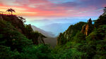 山 
