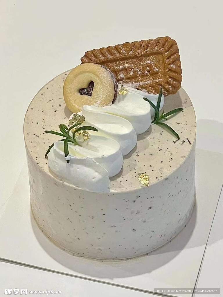 红茶奶油脆脆四寸夹心巧克力咖啡