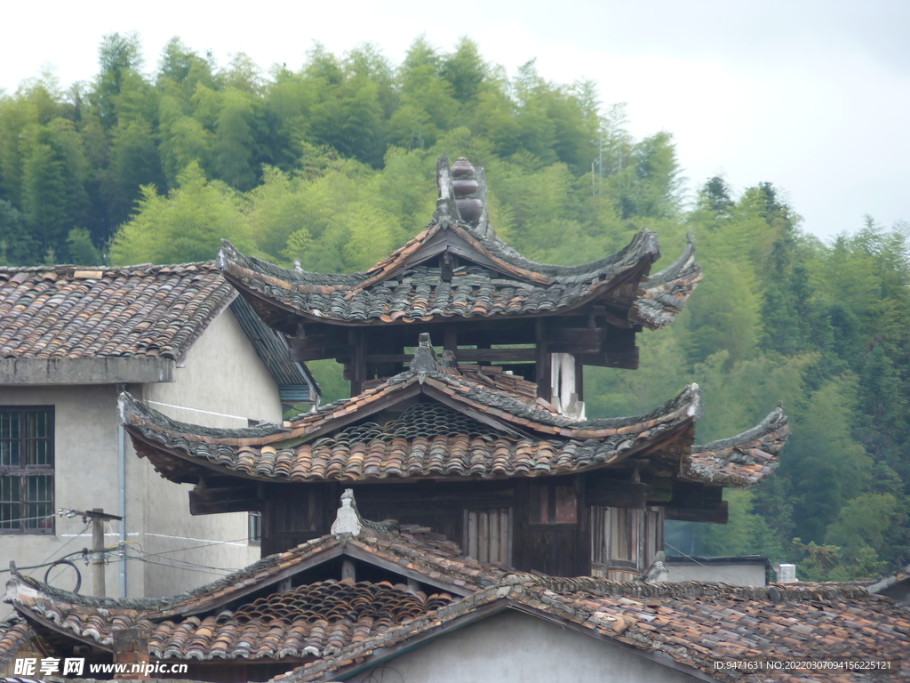 福建和平县丞署古建屋顶  