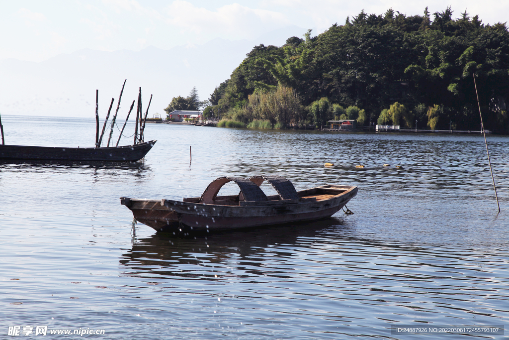 大理洱海小船