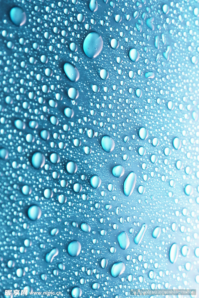 水滴蓝色雨滴背景图