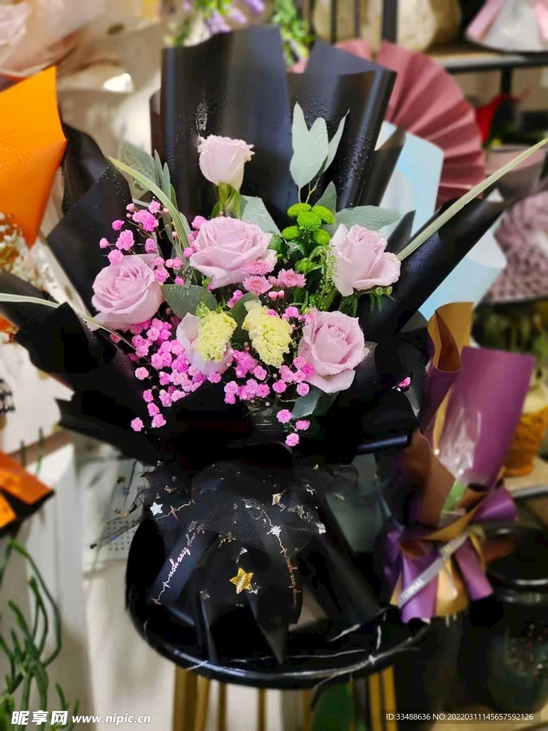 粉色花束 