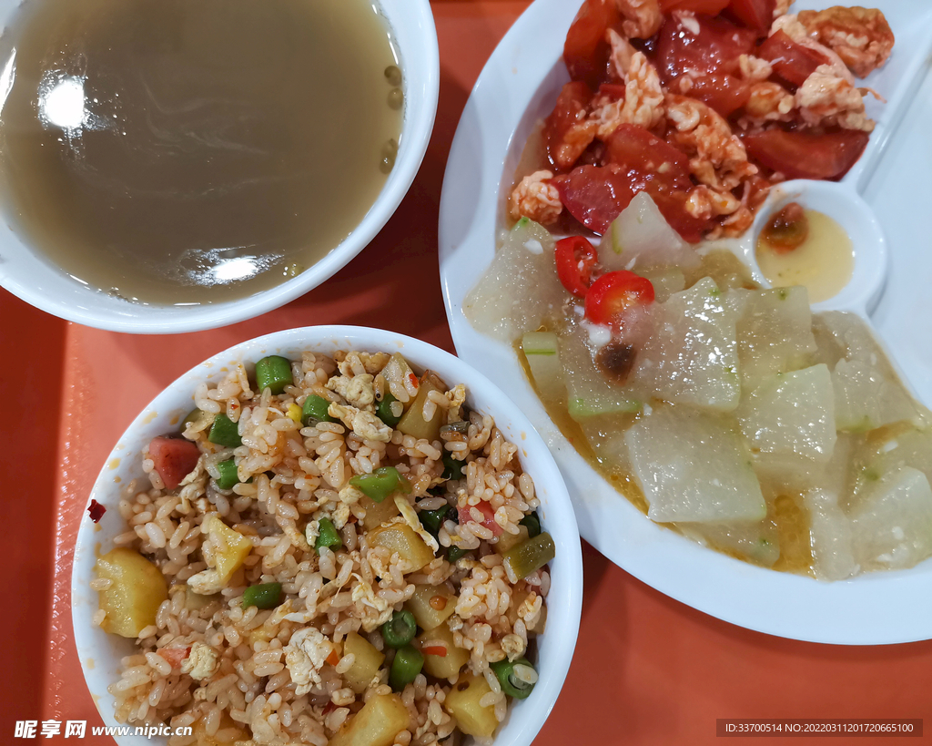 食堂的饭菜