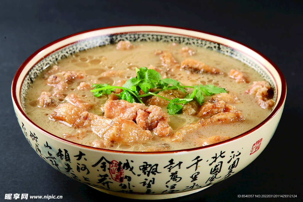 黄焖鲜鱼鸡