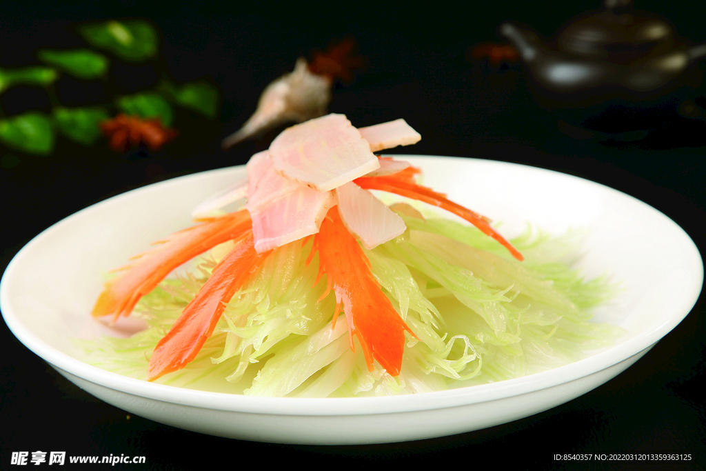 天麻凤尾西芹