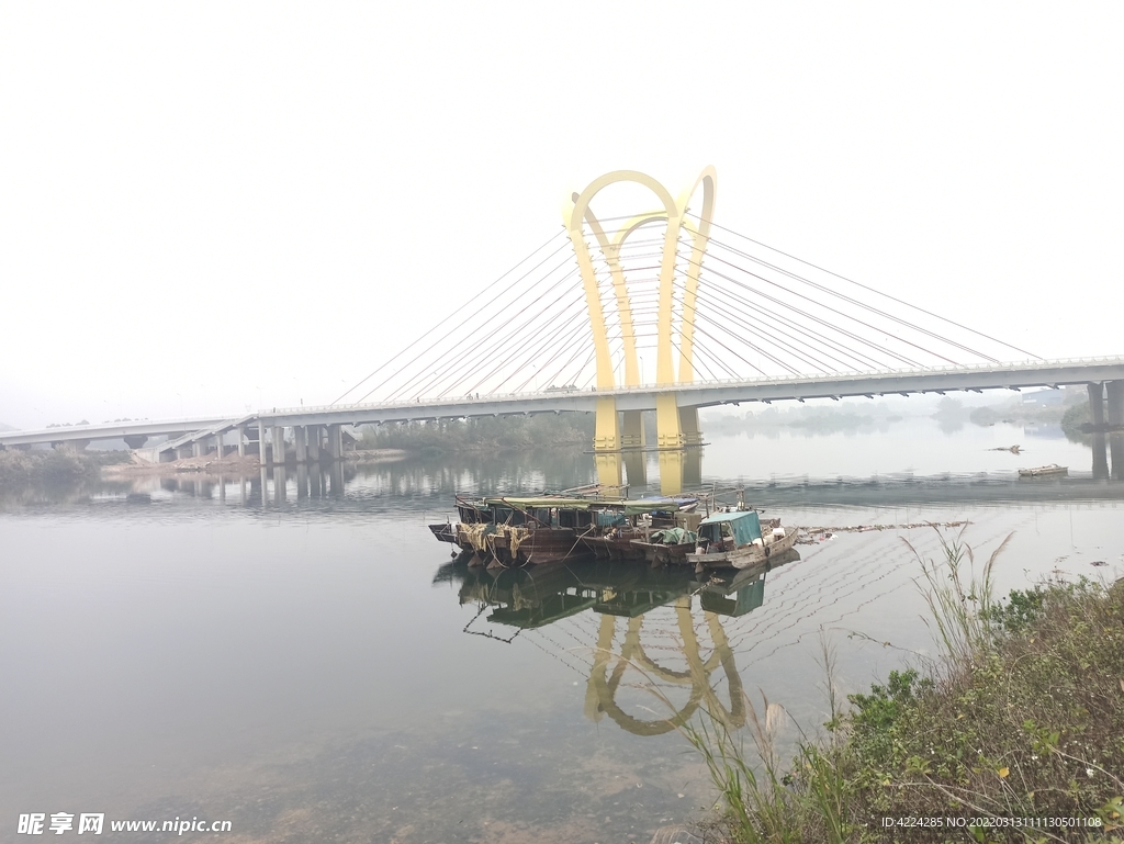 江景 烟雨濛濛 美丽风光桥梁